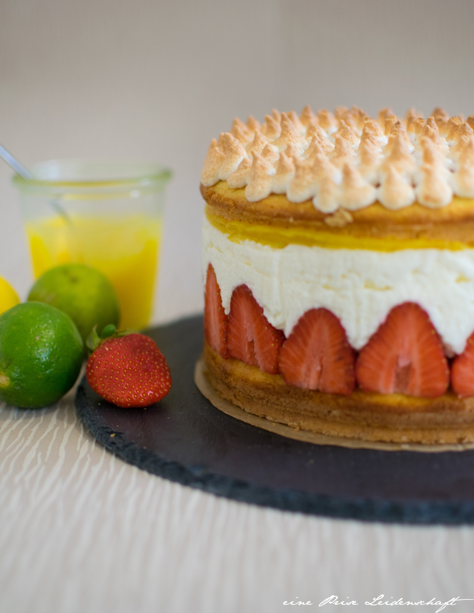 Erdbeer-Lemon Curd Torte mit Mascarpone – Eine Prise Leidenschaft